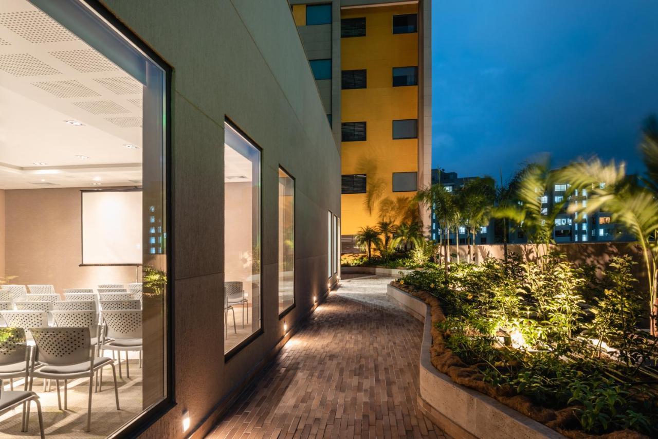 Fairfield By Marriott Medellin Sabaneta Hotel Itagüí Eksteriør billede
