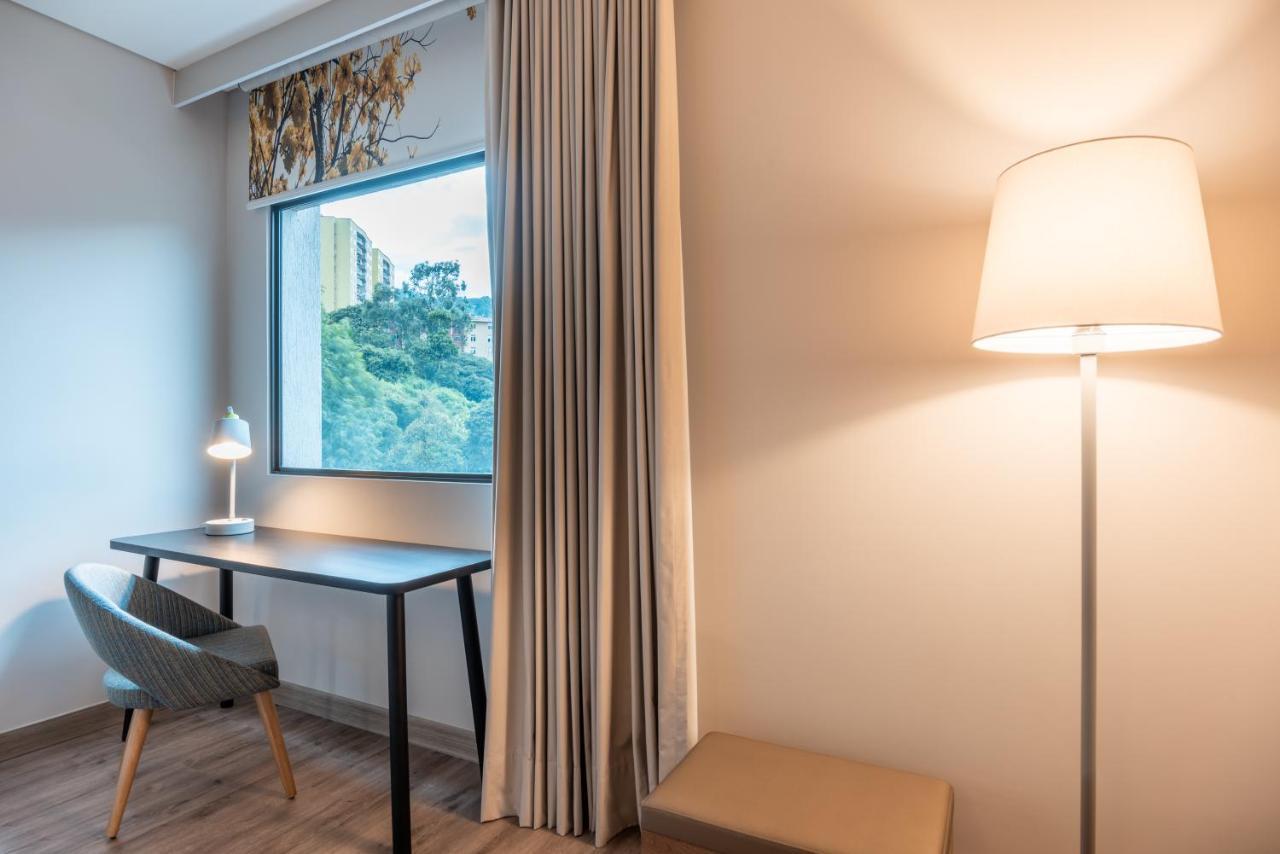 Fairfield By Marriott Medellin Sabaneta Hotel Itagüí Eksteriør billede