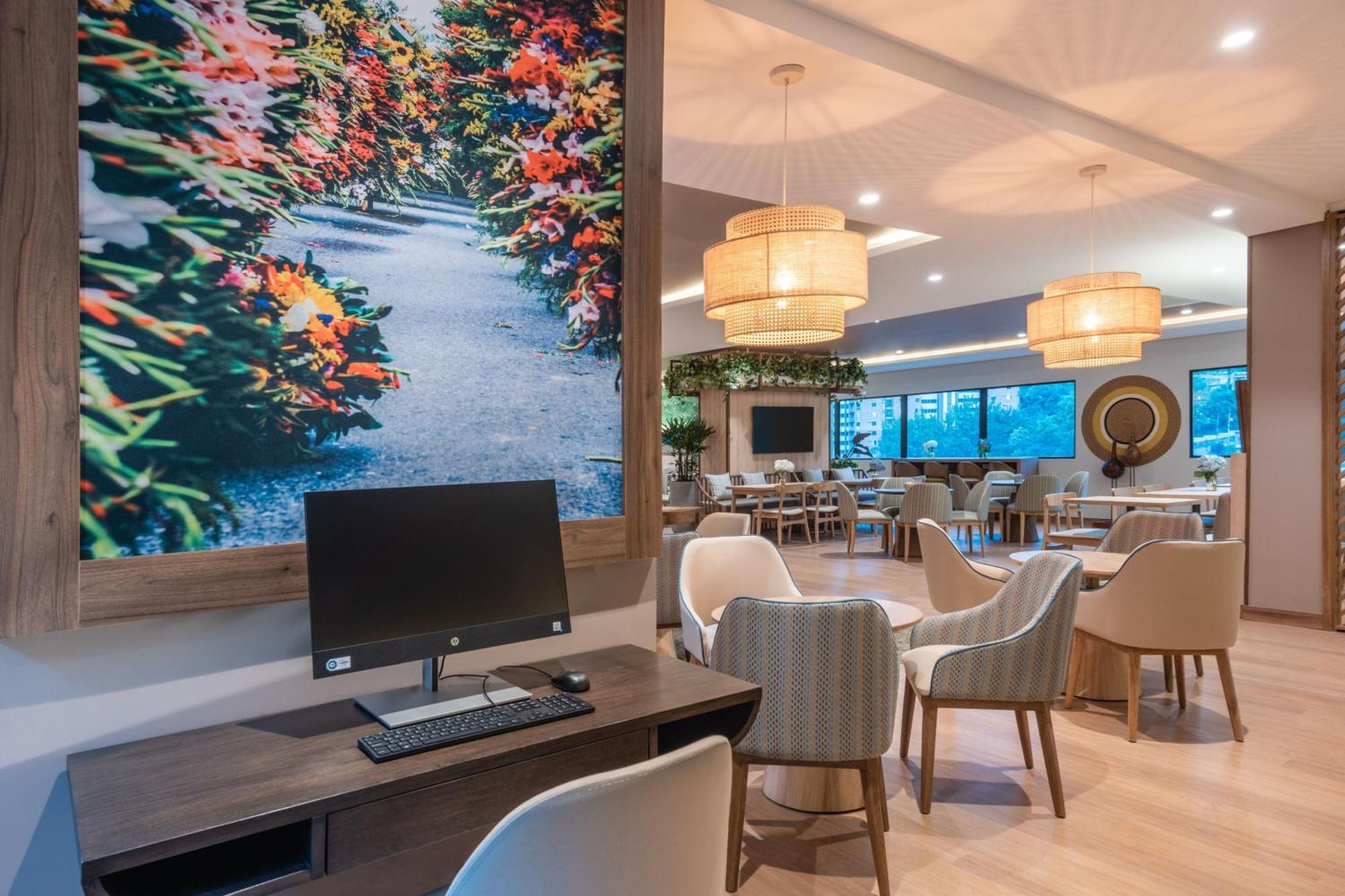 Fairfield By Marriott Medellin Sabaneta Hotel Itagüí Eksteriør billede