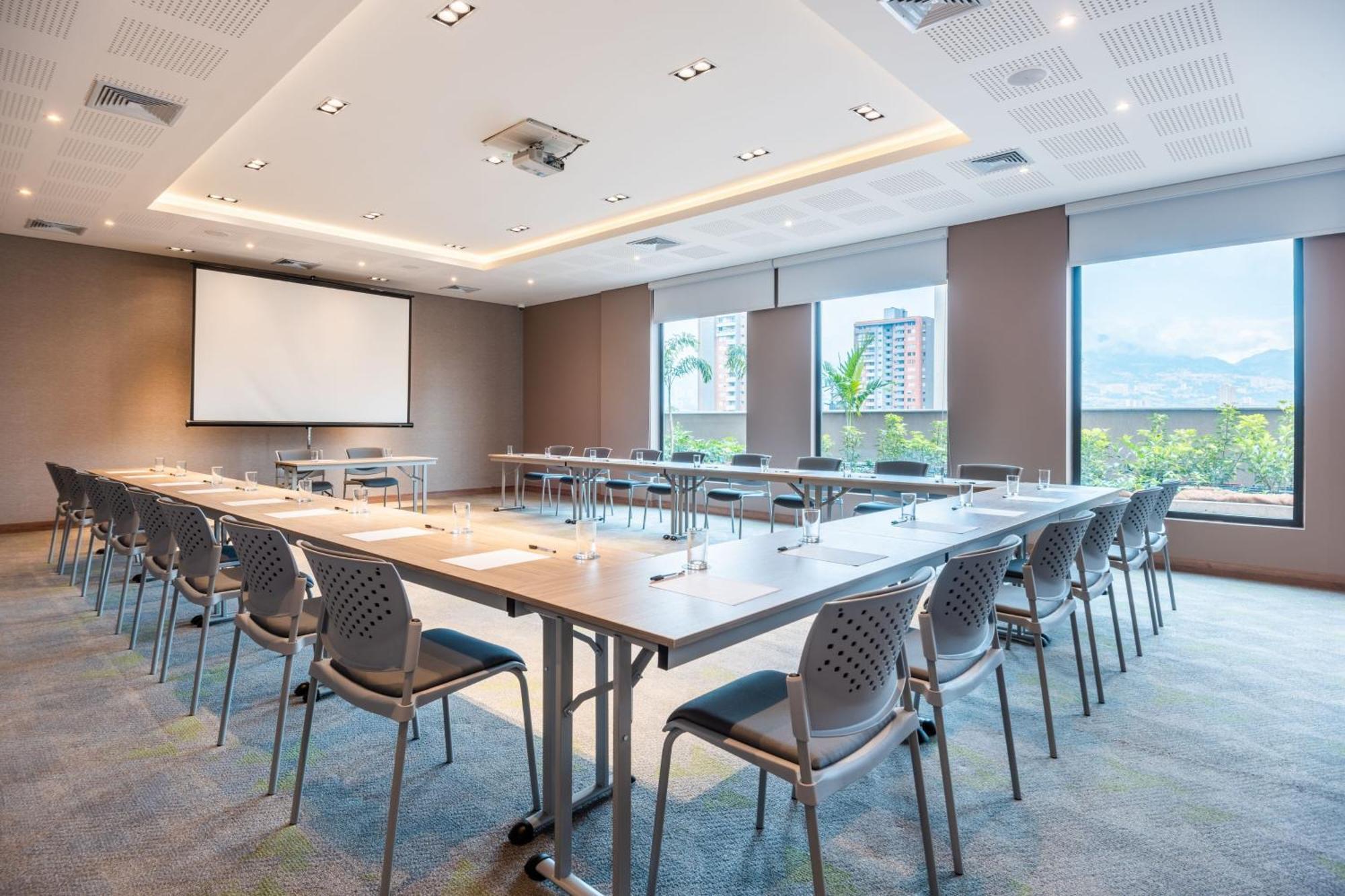 Fairfield By Marriott Medellin Sabaneta Hotel Itagüí Eksteriør billede